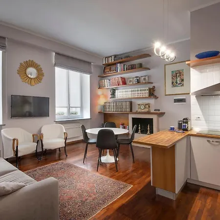 Elegance At Apartment *